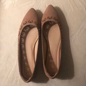 Joe’s Size 10 (US) Virginia Pointy-toe Flat